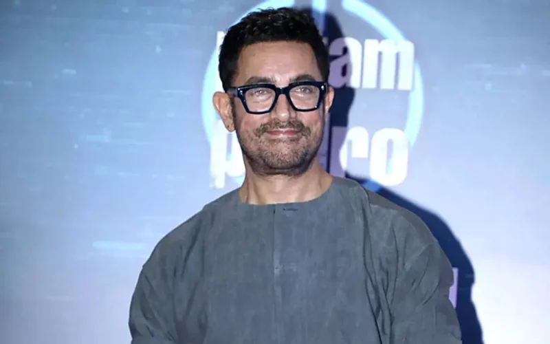Aamir Khan in talks for a SUPERHERO film with R Balki