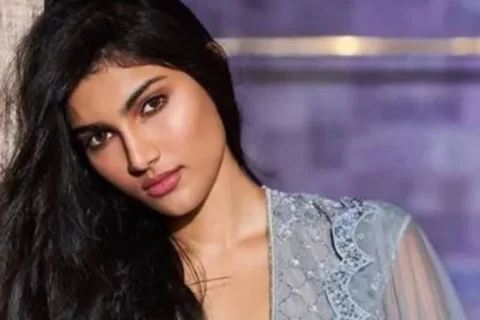 Alizeh Agnihotri to headline 'College Fest' after 'Farrey'