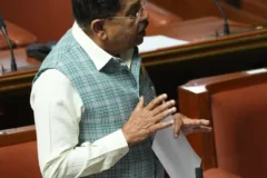 KA DCM G Parameshwara congratulates Anant Nag on Dadasaheb Phalke Award