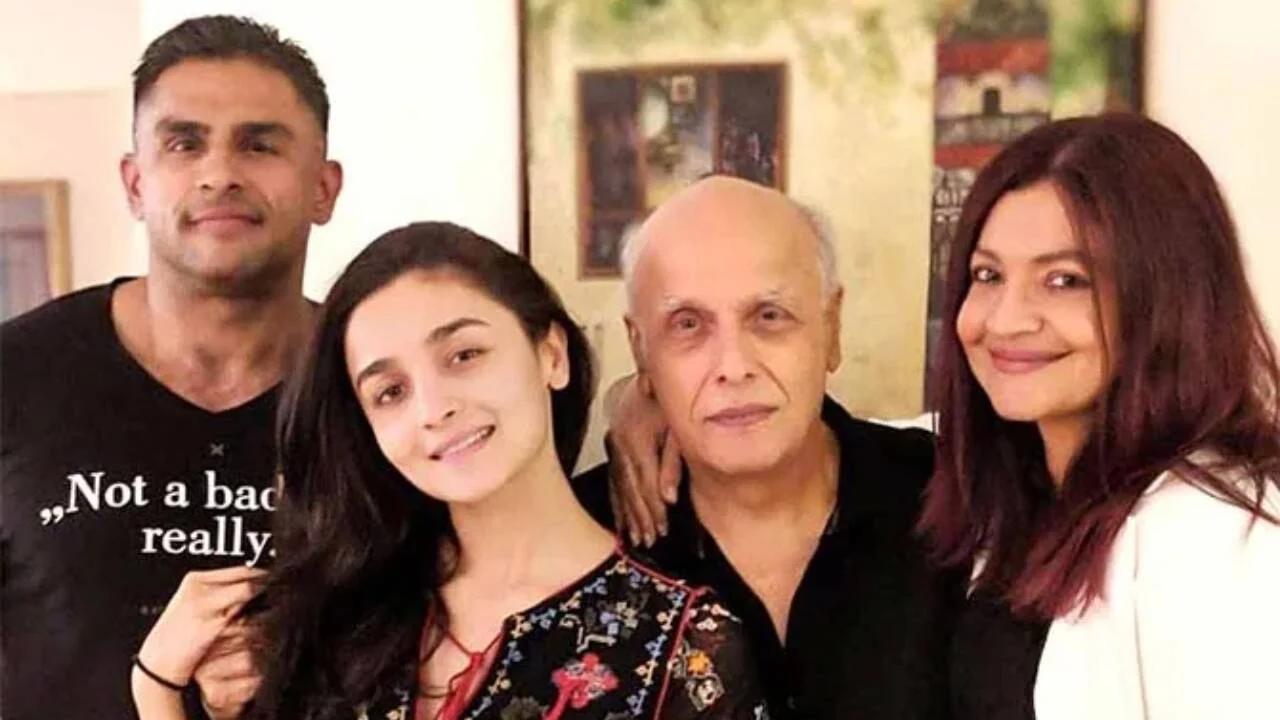 Rahul says Pooja Bhatt has more personality, is more intelligent than Alia