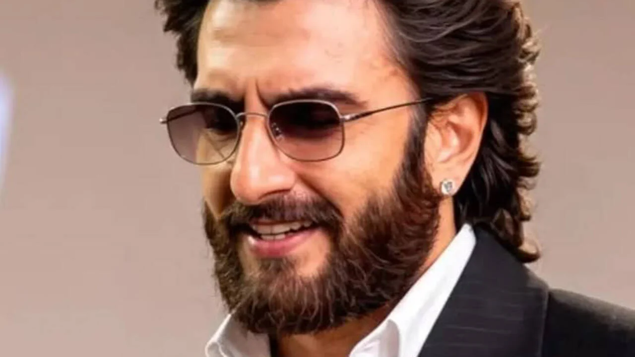 Ranveer Singh makes first public appearance after welcoming second daughter