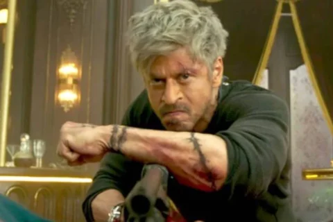 Shah Rukh Khan confirms 'King' release is NOT delayed, says he suffered a few injuries