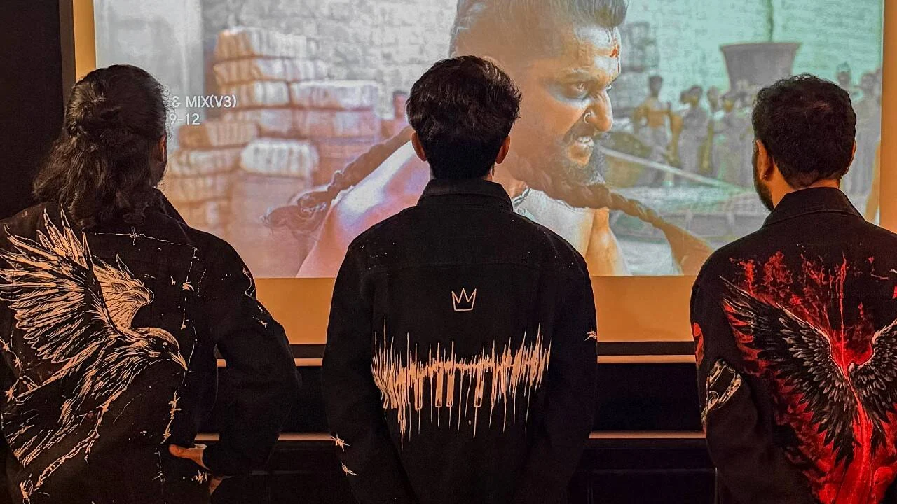 ‘The Paradise’ pic with Nani, Srikanth Odela, and Anirudh as three crows goes viral