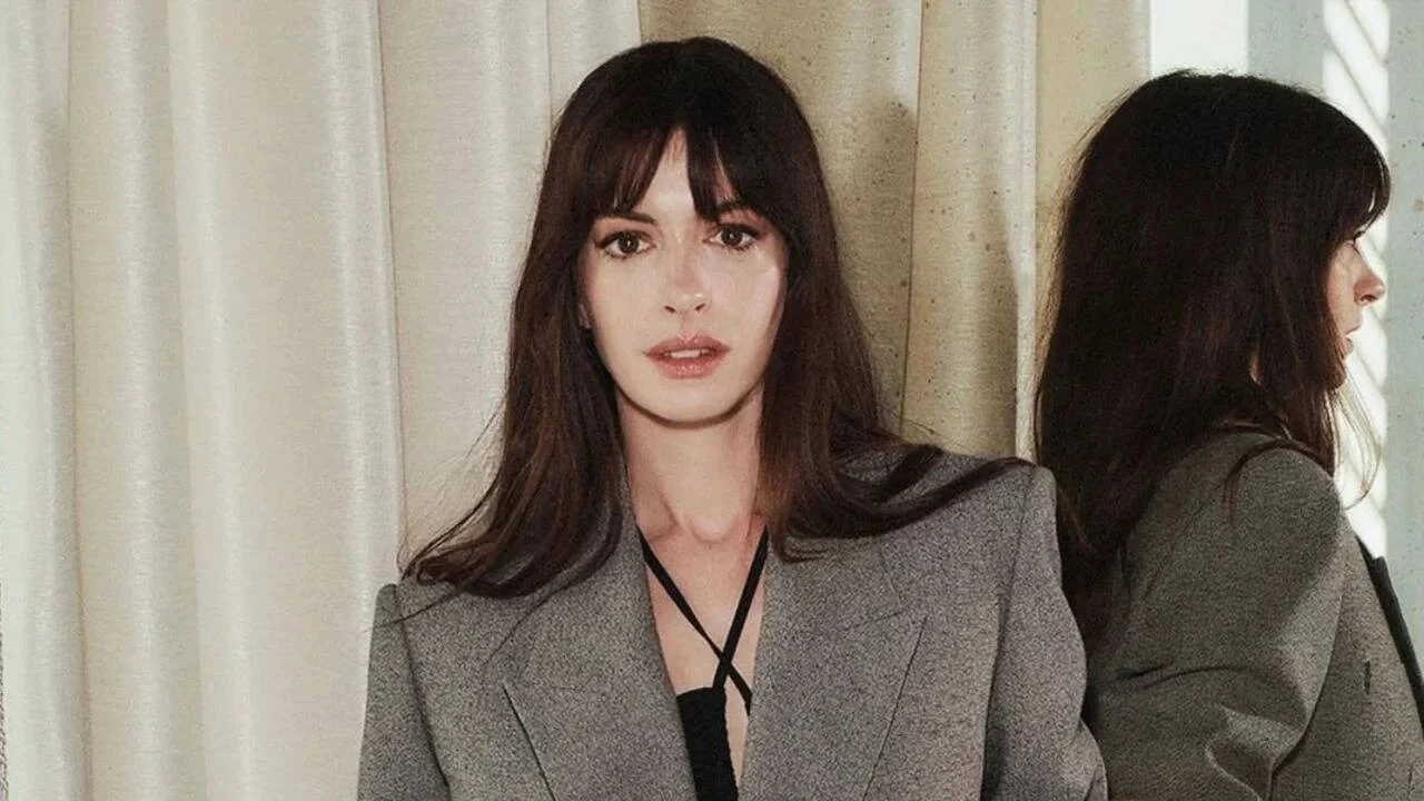 Anne Hathaway talks about her third pregnancy