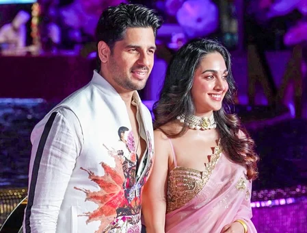 Karan Johar, Parineeti, others congratulate Kiara Advani-Sidharth Malhotra