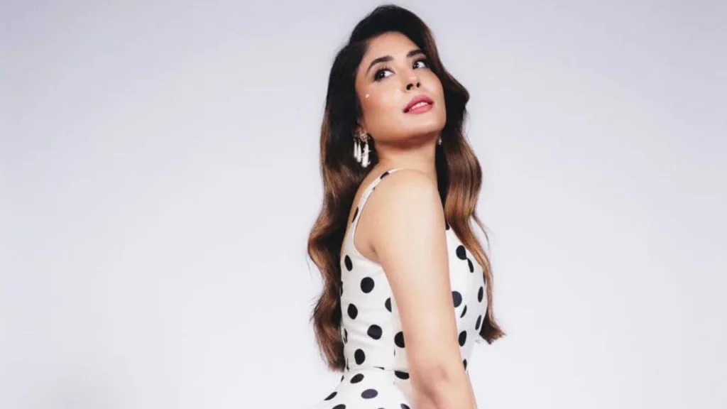 Kritika Kamra returns to X alleging Instagram censorship and slams trolls