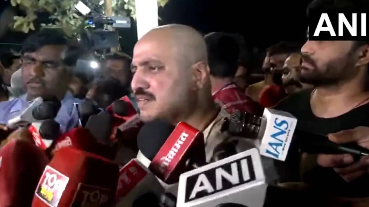 Nana Patekar's son reveals why funeral was held at night - WATCH