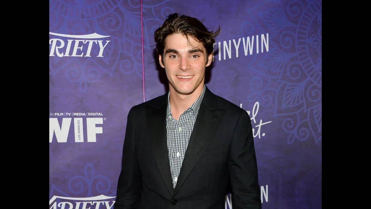 RJ Mitte dies by suicide: 'Breaking Bad' co-stars pay tribute