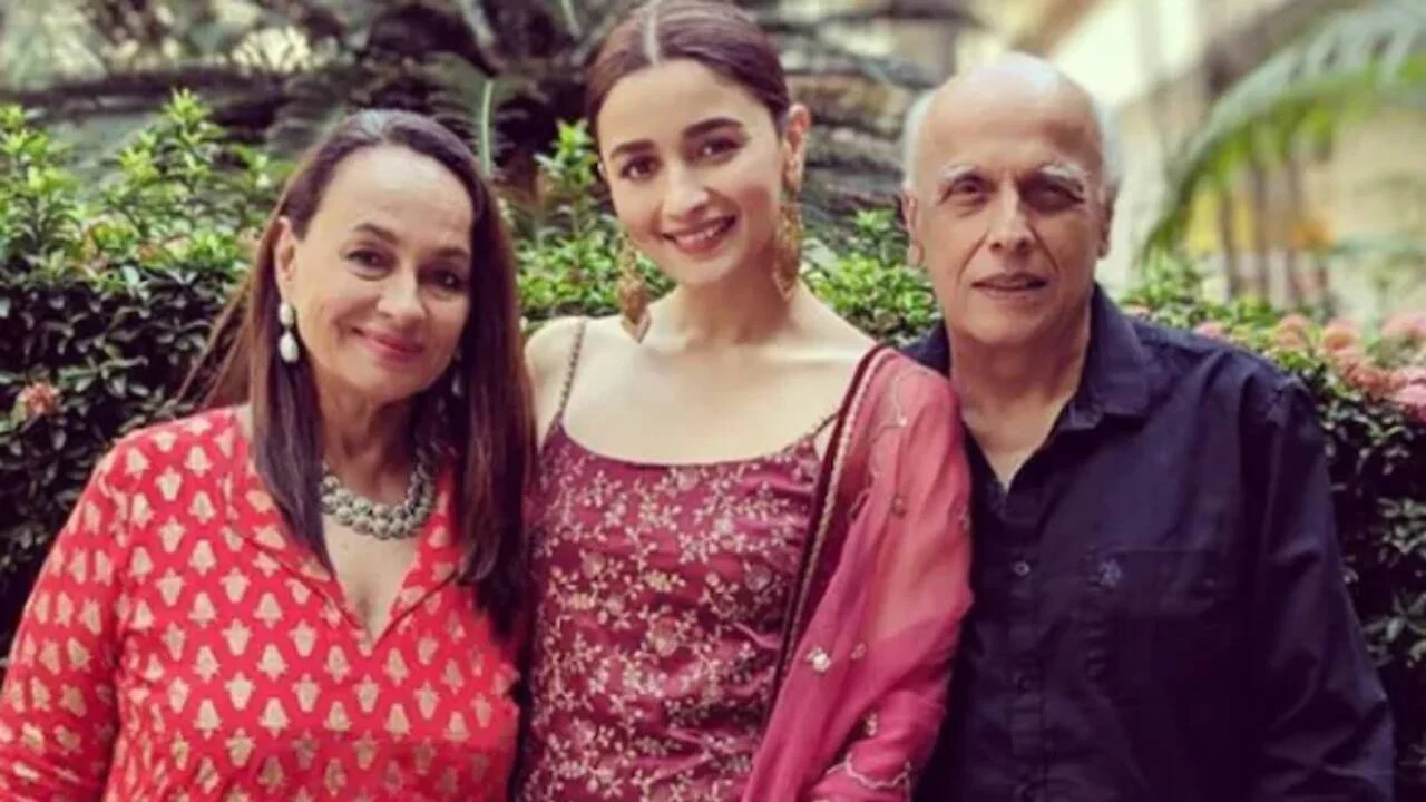 Soni says despite being Mahesh Bhatt's wife and Alia's mother, she's still a struggling actress