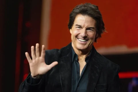 Tom Cruise recreates iconic ‘Risky Business’ dance, says he remembers ‘every frame’